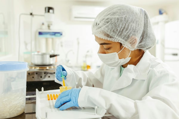 Solution for hygiene and environmental testing in the field of biopharmaceuticals